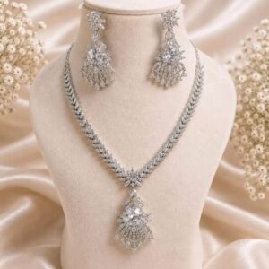 ✨ Elegant American Diamond Necklace Set ✨