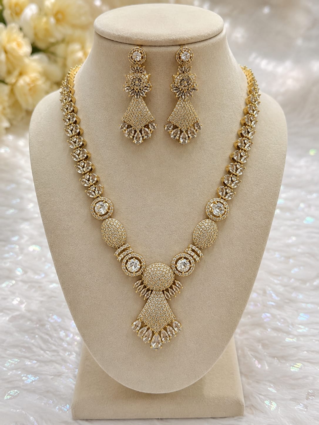 Royal CZ Diamond Necklace Set - Image 2